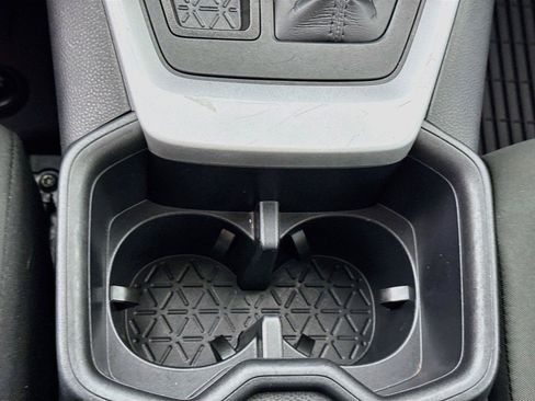 Certified 2025 Toyota RAV4 XLE FWD image 27
