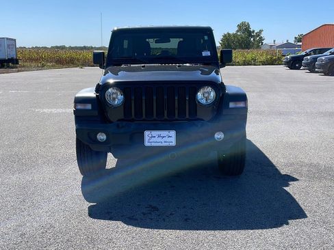 Certified 2021 Jeep Wrangler Unlimited Sport image 2