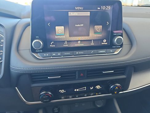 New 2026 Nissan Rogue SV image 10