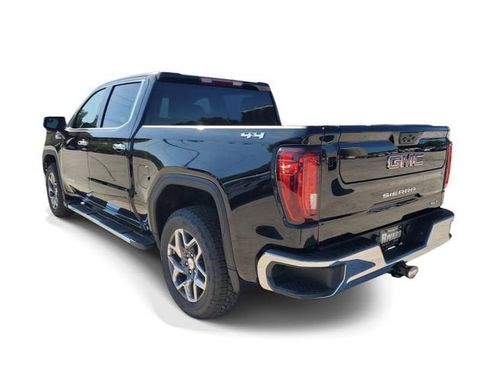 New 2026 GMC Sierra 1500 SLT image 4