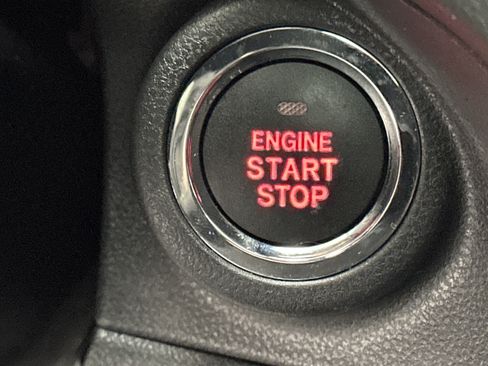 Used 2025 Subaru Ascent Bronze Edition w/ Popular Package #2 image 33