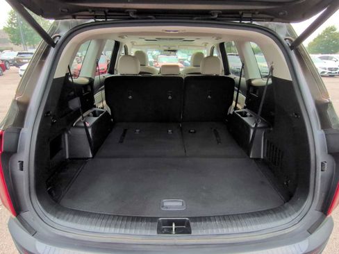 Used 2020 Kia Telluride EX w/ Towing Package AWD/4WD image 36