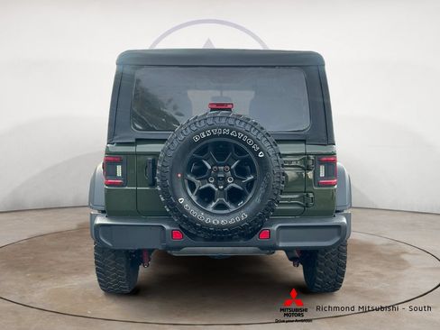 Used 2023 Jeep Wrangler Unlimited AWD/4WD image 4