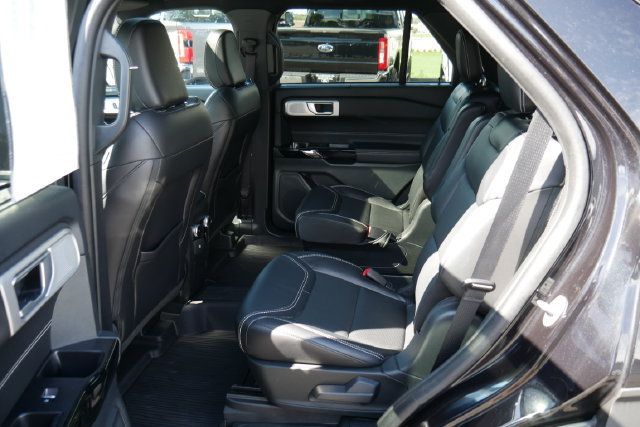 Used 2024 Ford Explorer ST w/ Equipment Group 401A AWD/4WD image 26