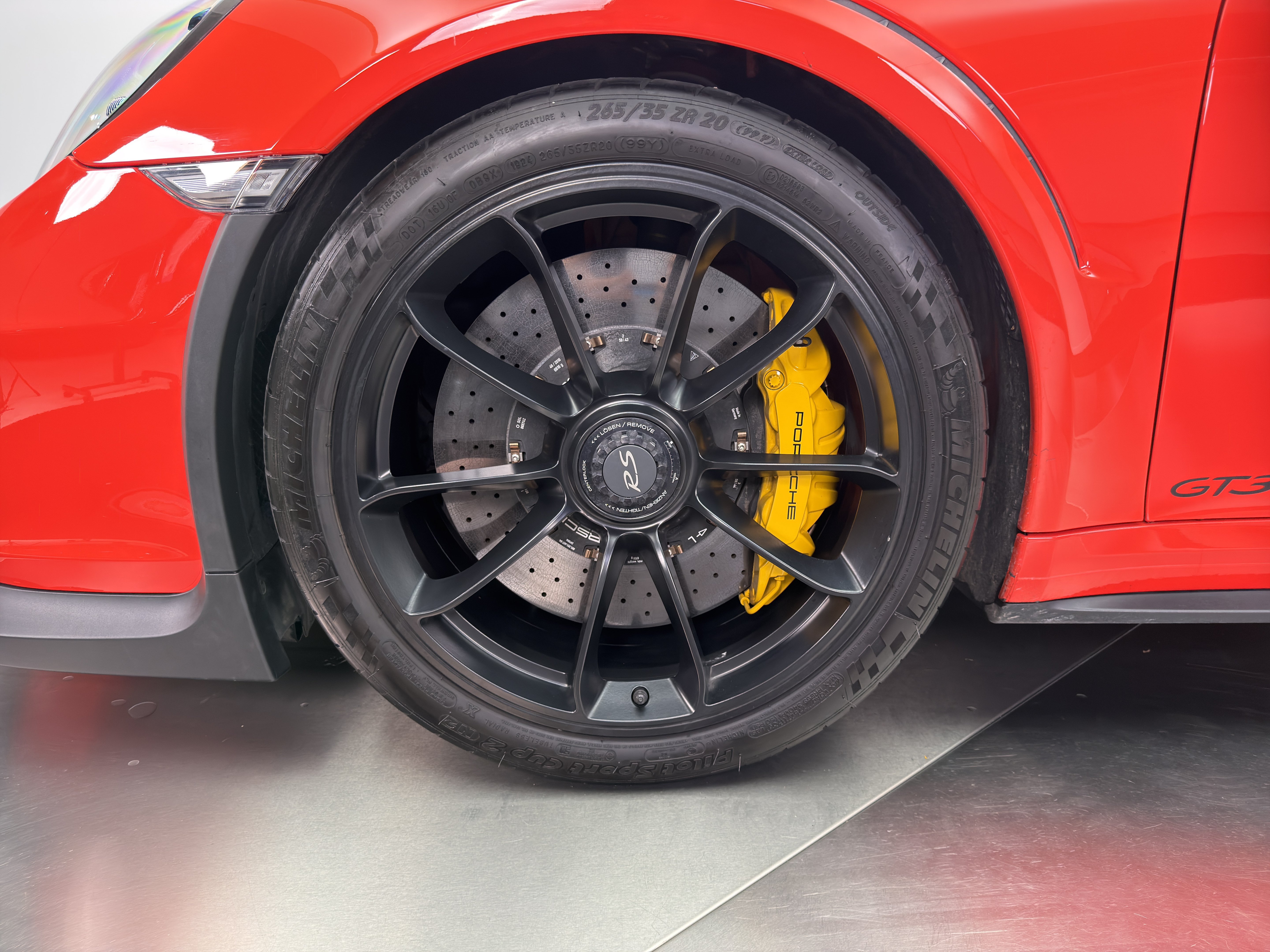 Used 2016 Porsche 911 GT3 RS RWD image 24
