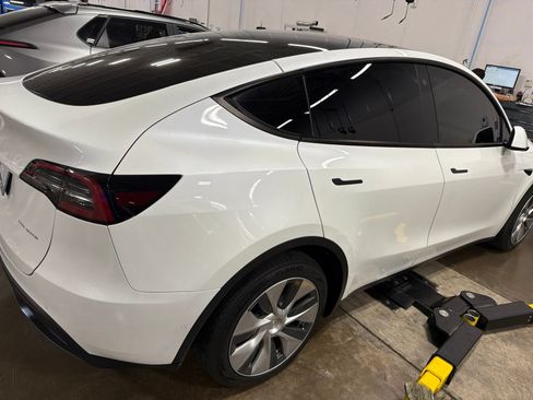 Used 2022 Tesla Model Y Long Range AWD/4WD image 4