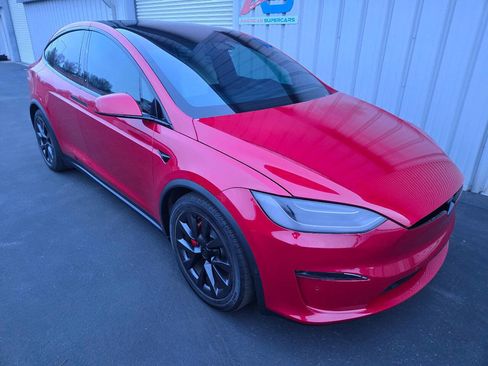 Used 2022 Tesla Model X image 13