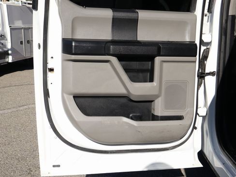 Used 2019 Ford F250 XL w/ Power Equipment Group image 37