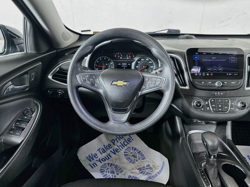 Used 2021 Chevrolet Malibu LT FWD image 20