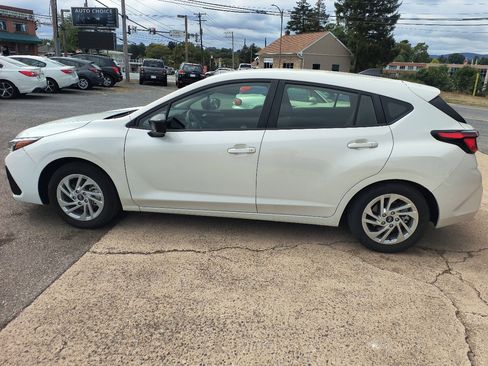 Used 2024 Subaru Impreza 2.0i image 8