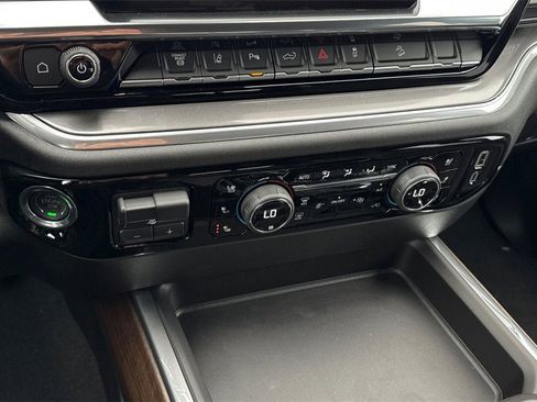 New 2025 Chevrolet Silverado 3500 High Country w/ Midnight Edition image 20