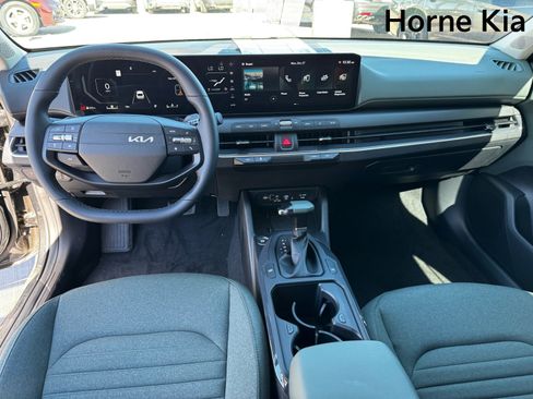 New 2025 Kia K4 EX image 12
