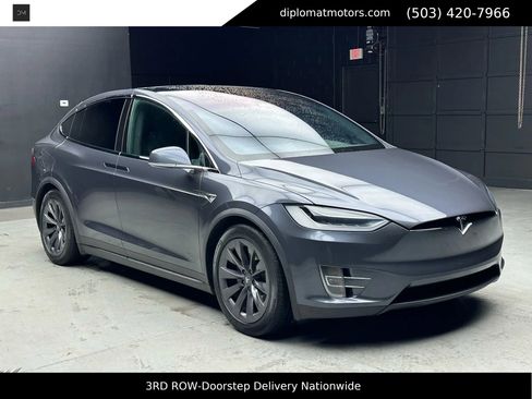 Used 2018 Tesla Model X 100D image 8