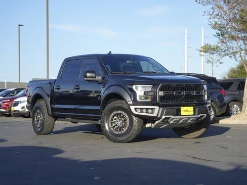 Used 2019 Ford F150 Raptor w/ Equipment Group 802A Luxury image 2