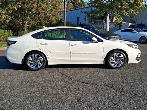 Used 2023 Subaru Legacy Limited image 7