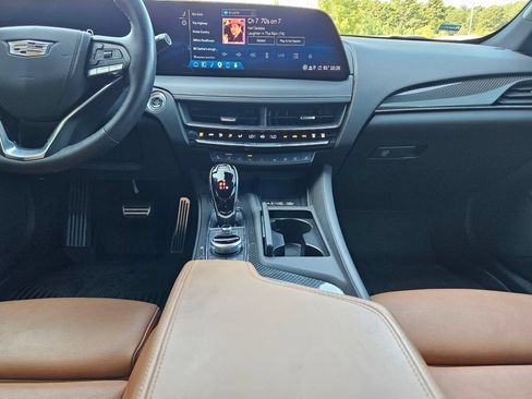 Used 2025 Cadillac CT5 Premium Luxury w/ Platinum Package AWD/4WD image 10