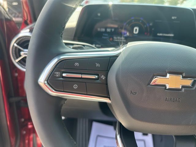 New 2027 Chevrolet Equinox LT w/ Convenience Package II FWD image 19