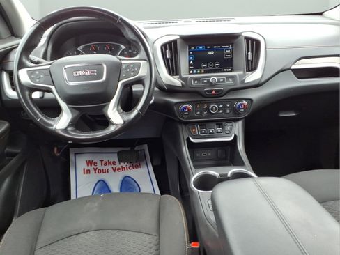 Used 2019 GMC Terrain SLE w/ Driver Convenience Package FWD image 9