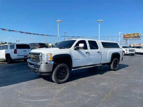 Used 2012 Chevrolet Silverado 3500 W/T w/ Snow Plow Prep Package AWD/4WD image 2