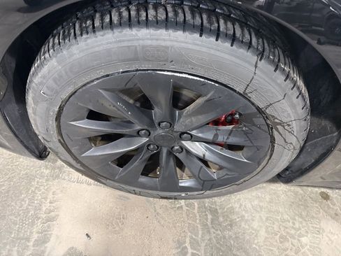 Used 2018 Tesla Model S 75D image 13