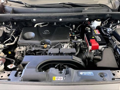 Used 2021 Toyota RAV4 XLE w/ XLE Grade Weather Package FWD image 30