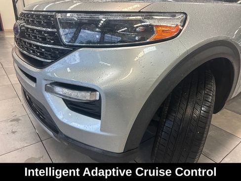 Used 2020 Ford Explorer XLT w/ Equipment Group 202A AWD/4WD image 16