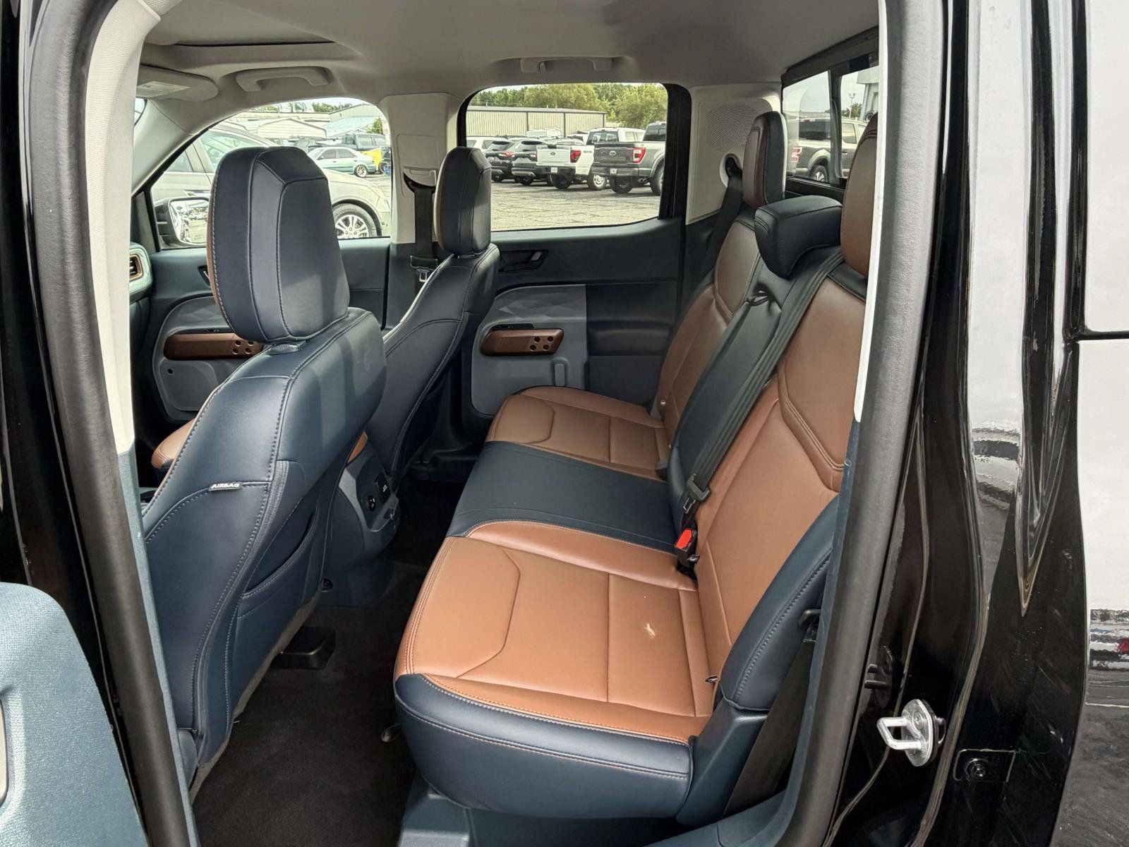 Used 2023 Ford Maverick Lariat w/ Lariat Luxury Package AWD/4WD image 25