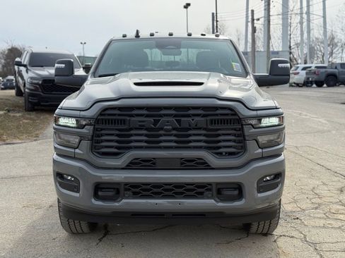 New 2026 RAM 2500 Tradesman AWD/4WD image 3