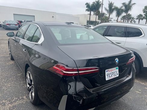 Used 2026 BMW 530i RWD image 4
