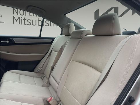 Used 2017 Subaru Legacy 2.5i Premium AWD/4WD image 21