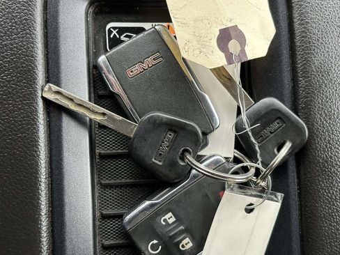 Used 2017 GMC Sierra 1500 SLT w/ SLT Premium Package image 32