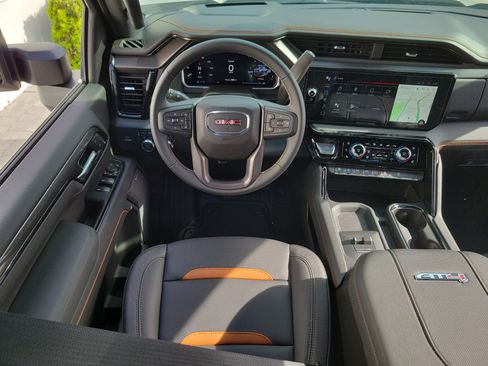 New 2026 GMC Sierra 2500 AT4 w/ AT4 Premium Plus Package AWD/4WD image 14