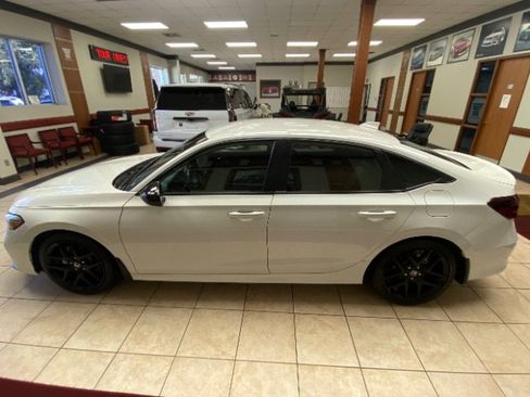 Used 2026 Honda Civic Sport image 2