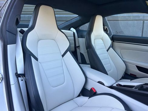 Certified 2026 Porsche 911 Carrera GTS RWD image 24