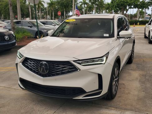 Used 2025 Acura MDX FWD w/ Technology Package image 3