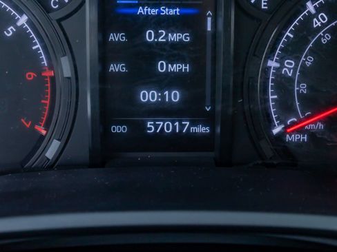 Used 2021 Toyota 4Runner SR5 Premium w/ Moonroof Package AWD/4WD image 21