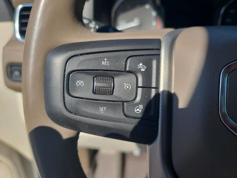 Used 2021 GMC Yukon XL Denali w/ Denali Premium Package image 22