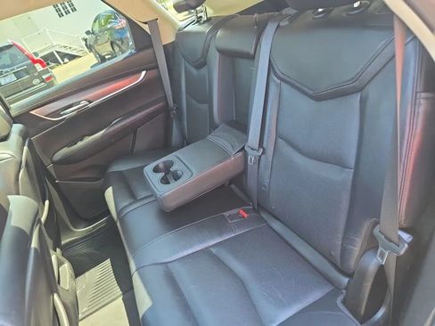 Used 2017 Cadillac XT5 Luxury FWD image 43