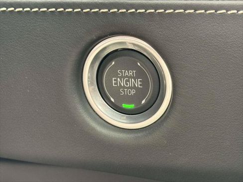 Used 2025 Cadillac Escalade ESV Sport Platinum AWD/4WD image 35