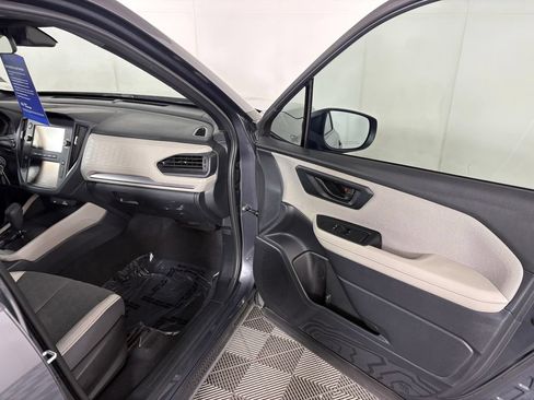 Used 2025 Subaru Forester AWD/4WD image 29
