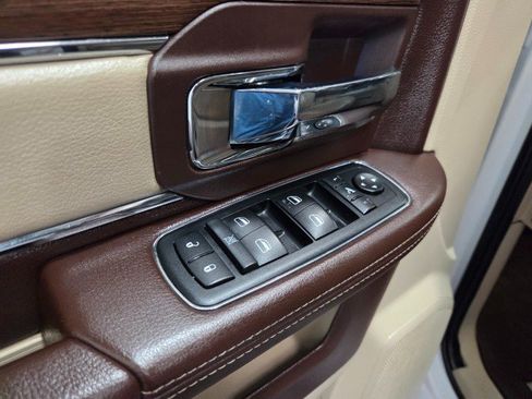 Used 2015 RAM 3500 Laramie image 33