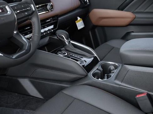 New 2026 GMC Canyon AT4 image 33