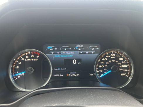 Used 2016 Ford F150 Limited w/ Trailer Tow Package image 24