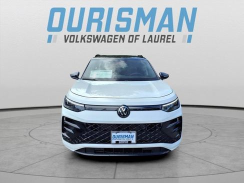 New 2026 Volkswagen Tiguan SE R-Line image 8