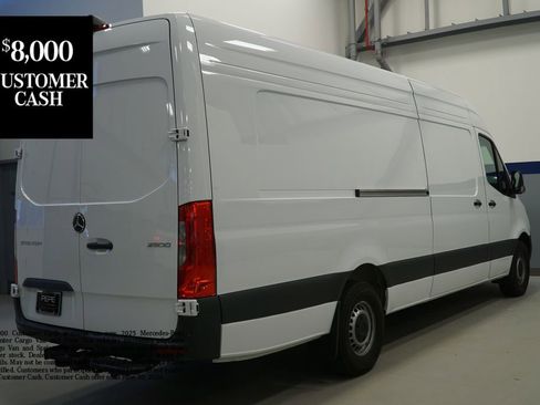 New 2025 Mercedes-Benz Sprinter 2500 image 6