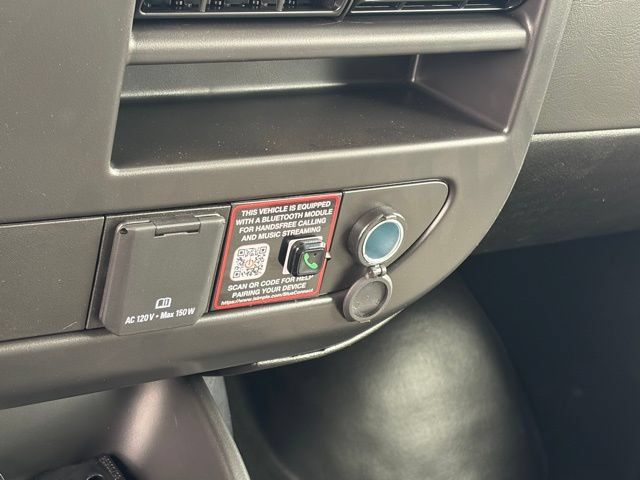 New 2026 GMC Savana 2500 w/ Driver Convenience Package RWD image 25