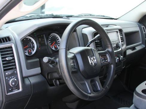 Used 2014 RAM 1500 Express AWD/4WD image 34
