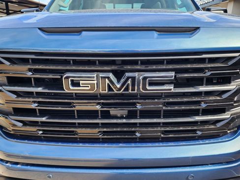 New 2026 GMC Sierra 1500 Elevation w/ Elevation Premium Package AWD/4WD image 10