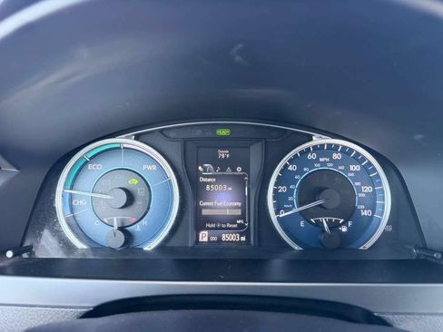 Used 2017 Toyota Camry XLE FWD image 34