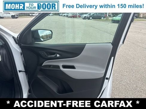 Used 2024 Chevrolet Equinox LS w/ LS Convenience Package image 27